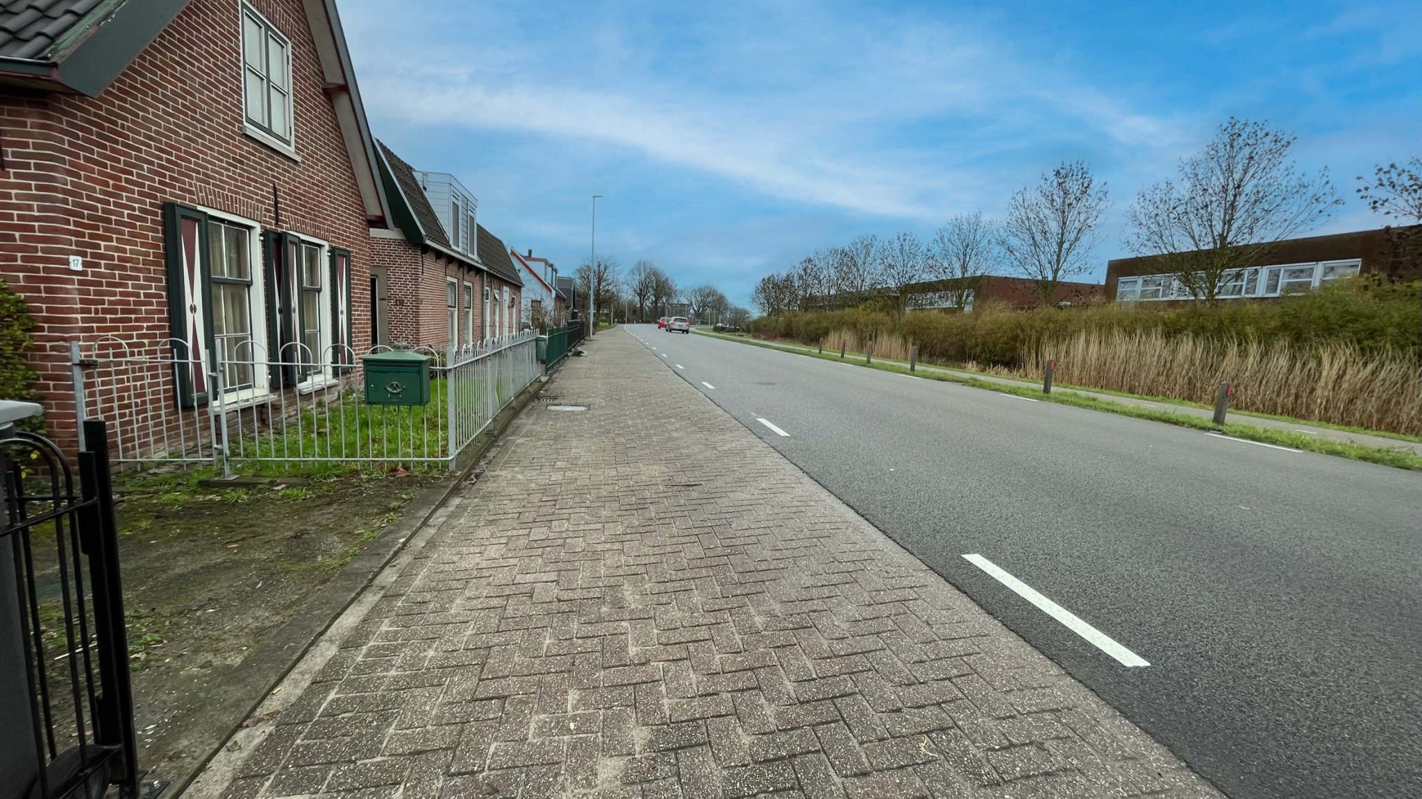 Onveilig parkeren Leidsestraatweg in Harmelen